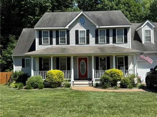 11700 Westbury Bluff Dr, Midlothian, VA 23114