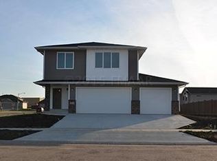 937 41st Ave S, Moorhead, MN 56560