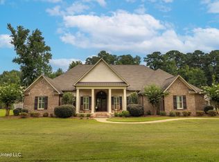 230 Eastwood Dr, Brandon, MS 39042