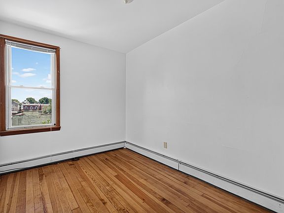 5th image of 25 W 15th St #6