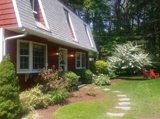 19 Forest Rd, Foxboro, MA 02035