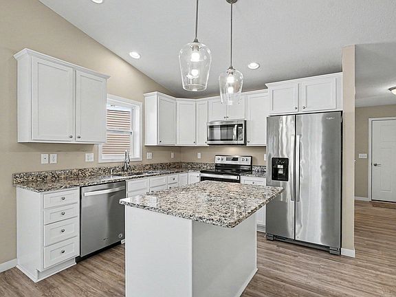 5th image of 2753 Ridgeview Ln