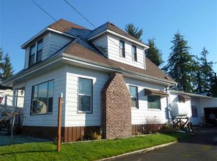 1320 Blake St, Raymond, WA 98577