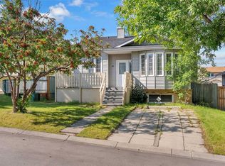 28 Macewan Meadow Line NW, Calgary, AB T3K 3H4