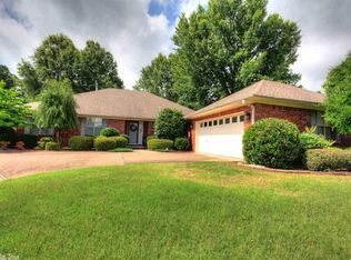 3315 Turf Ln, Conway, AR 72034