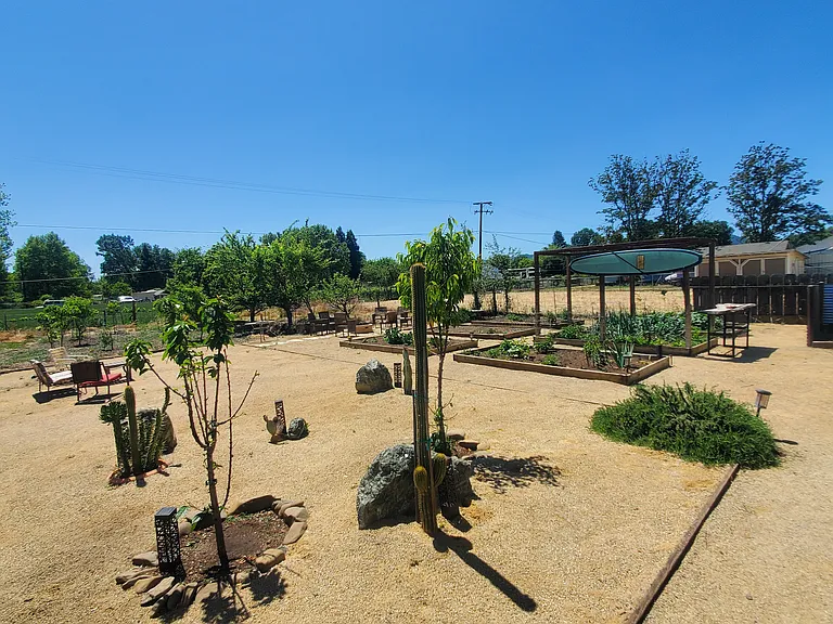 17205 Oak Rd — Photo 17