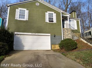3007 Cascade Manor Dr, Decatur, GA 30034