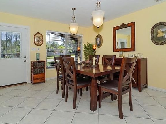 3rd image of 3622 Lei Dr