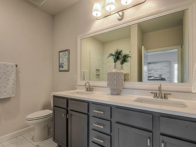 The Cardiff, Torrance and Pismo Master Bedroom Bath w/Double Vanity