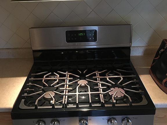 5th image of 1014 Cricket Ln