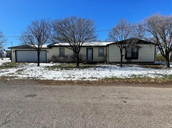 200 N C St, Olustee, OK 73560