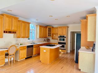 1000 Oak Creek Rd, Raleigh, NC 27615