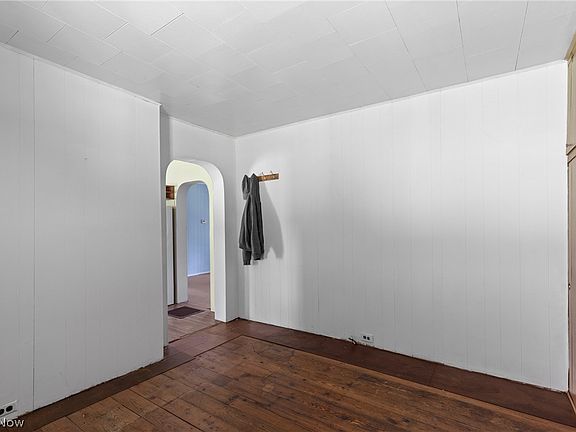 12th image of 23339 W 23rd St