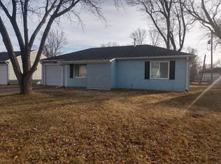1437 Arapahoe Ave, Salina, KS 67401