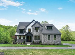 11461 Stuart Mill Rd, Oakton, VA 22124