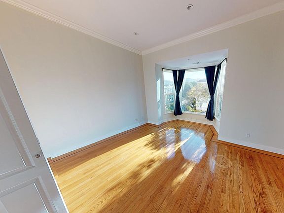 3rd image of 1419 Guerrero St