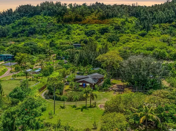 59-130 Kekiliohulani St, Haleiwa, HI 96712