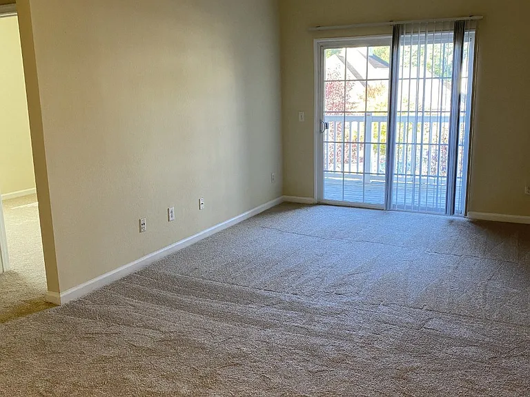Clairmont at Farmgate — Photo 105