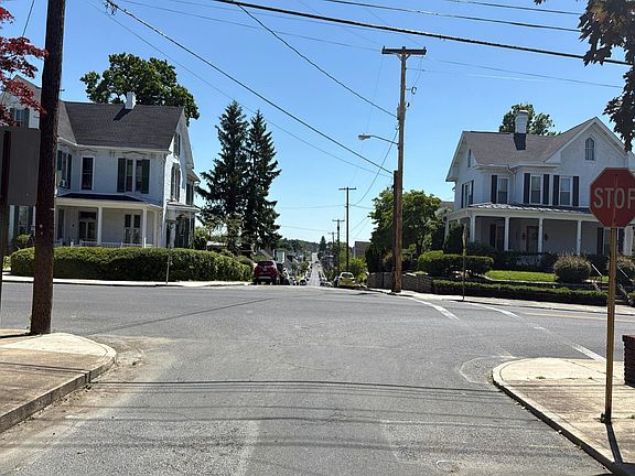 4th image of 160 S Church St