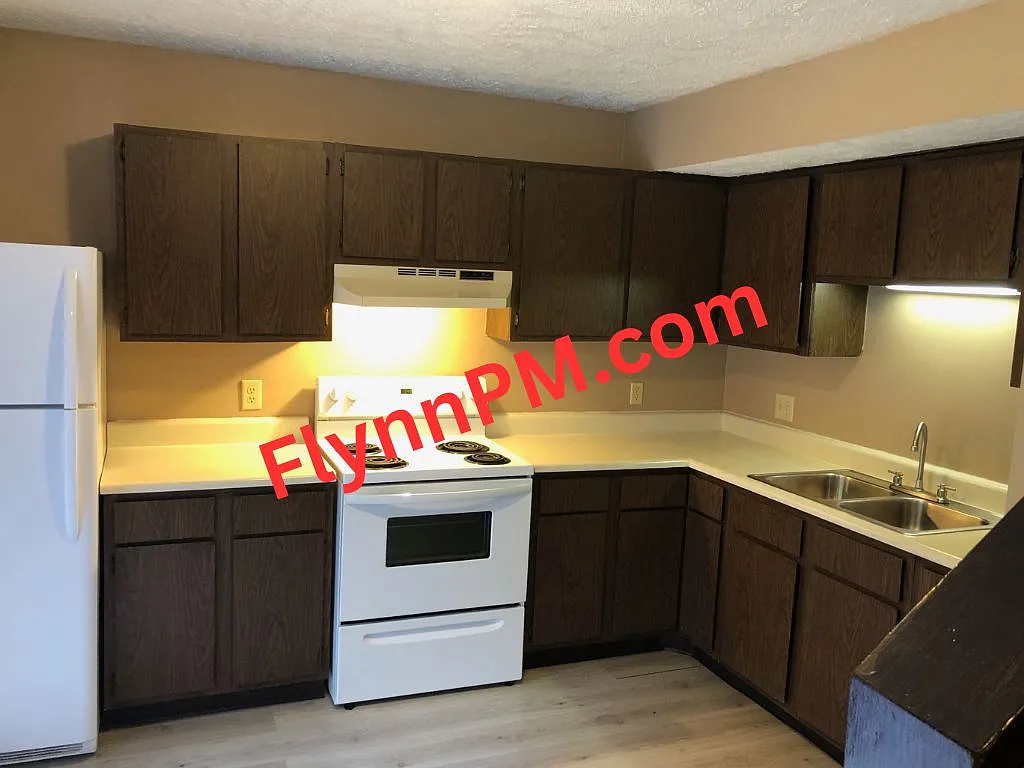 2 bed, 790 sqft, $550 — Photo 4
