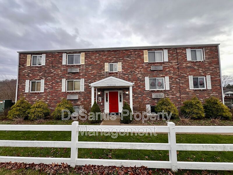 1st image of 946 Carle St APT 6
