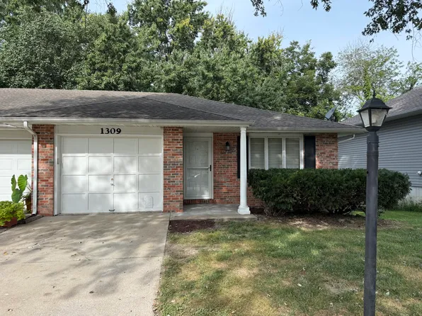 1309 W Lexington Cir, Columbia, MO 65203