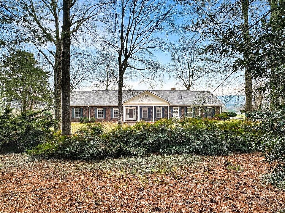 1st image of 130 Apple Blossom Ln