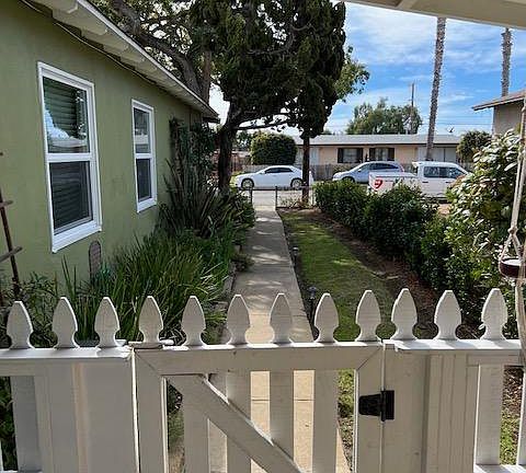 3rd image of 3304 Luna Ave #3304