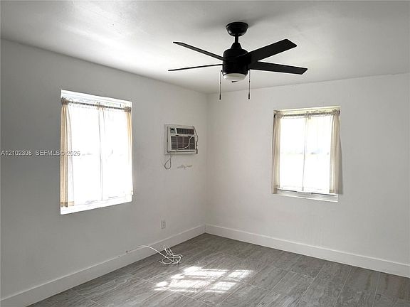 4th image of 1184 NE 112th St #A