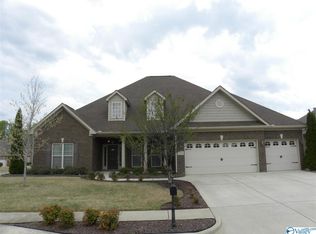 201 Creekedge Cir NW, Madison, AL 35757