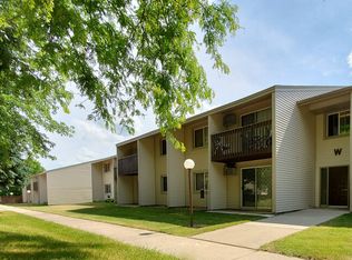1100 16th St N #N-207, New Ulm, MN 56073