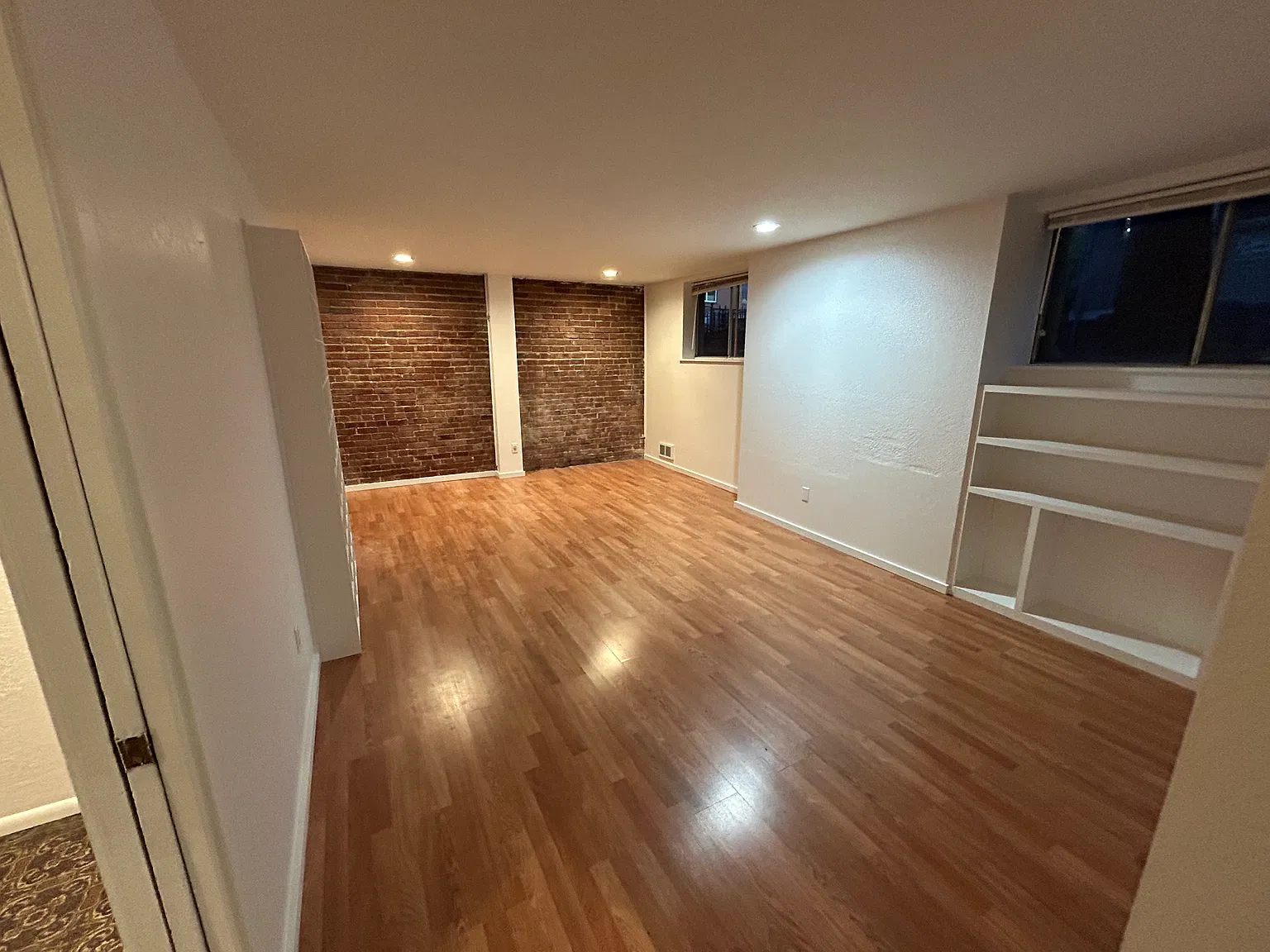 2 bed, 1030 sqft, $2,325 — Photo 2