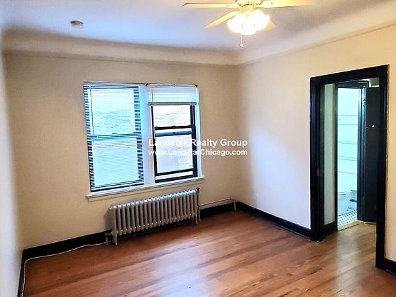 5th image of 948 W Cuyler Ave APT 309