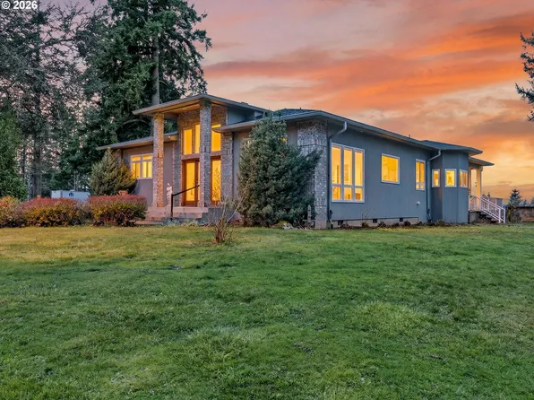 16433 S Forsythe Rd, Oregon City, OR 97045