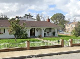 2302 8th St, La Verne, CA 91750