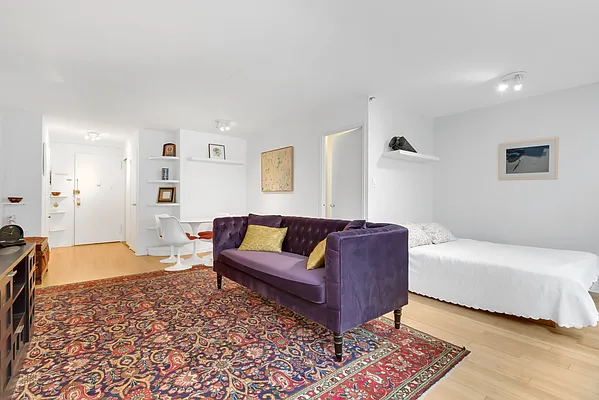 Sold by Corcoran | media 2