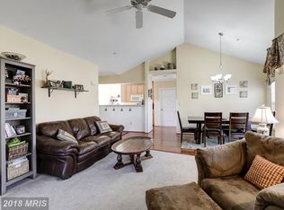 25220 Lake Shore Sq #A, Chantilly, VA 20152