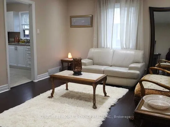 186 Maurice Dr, Oakville, ON L6K 2W9