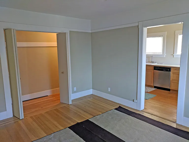 2603 Virginia St — Photo 7