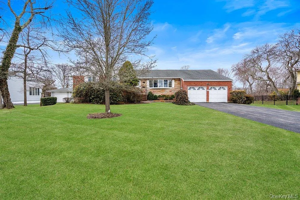 848 Hampshire Road photo 1