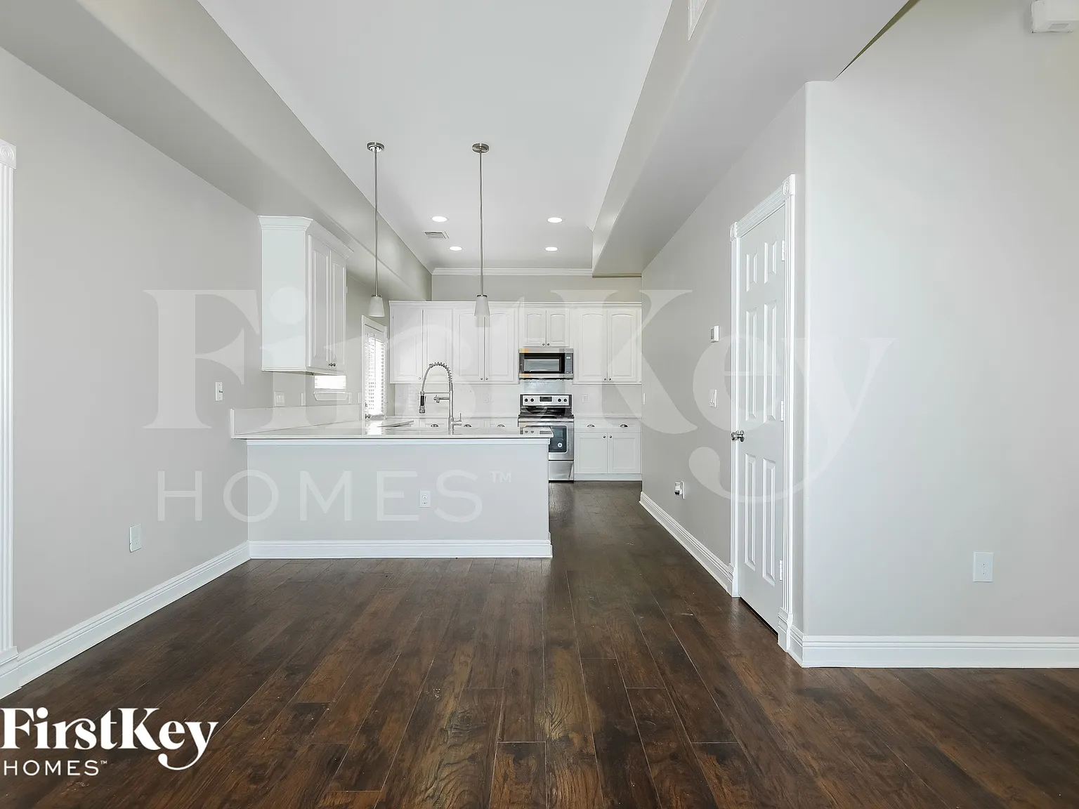 3 bed, 2.5 bath, 2362 sqft, $1,755 — Photo 4