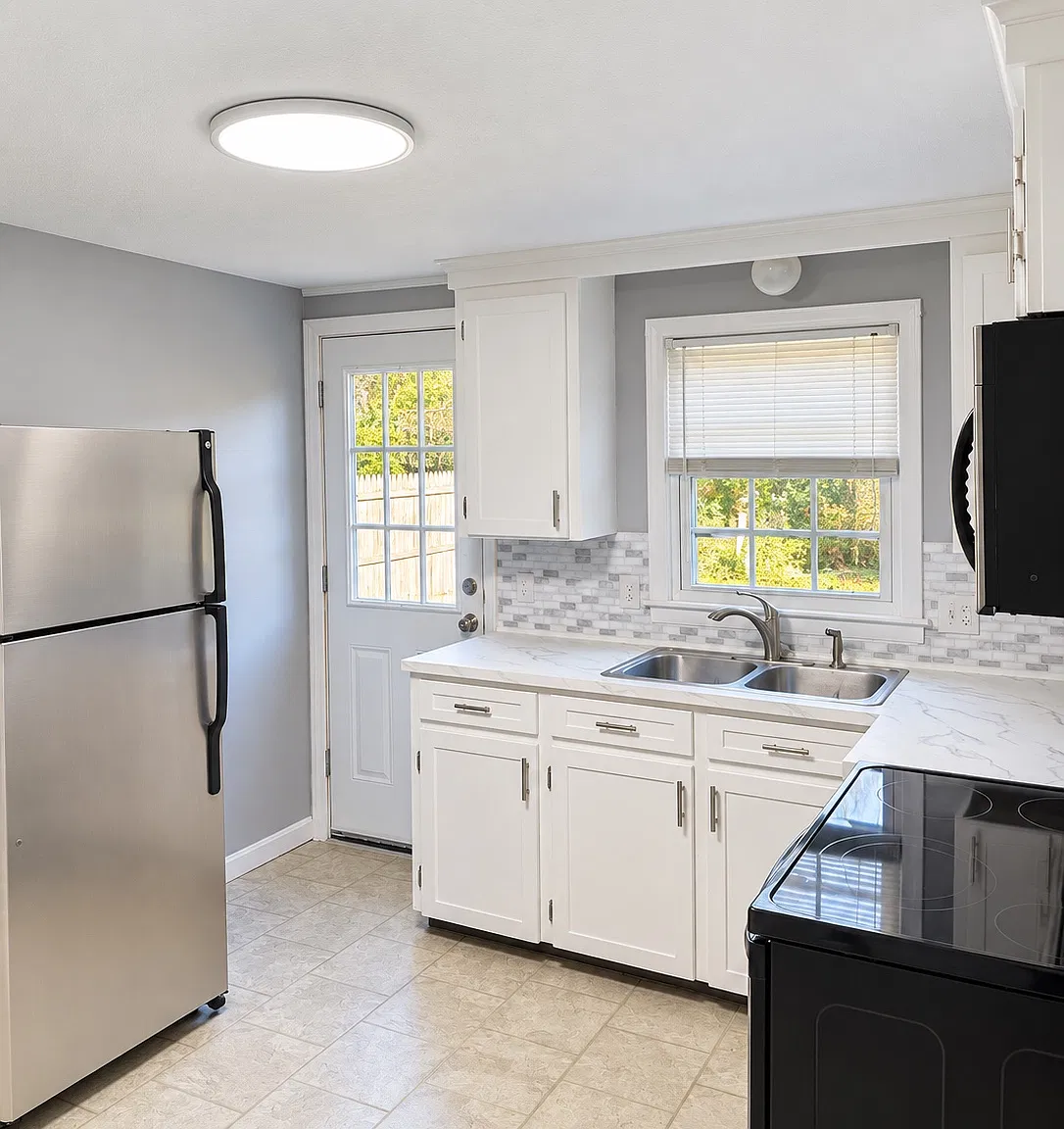 2 bed, 950 sqft, $2,500 — Photo 2