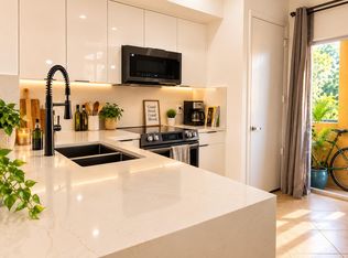 111 NW 2ND Avenue #10, Hallandale Beach, FL 33009
