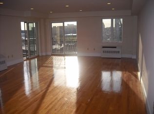 543 Carroll St APT 5, Brooklyn, NY 11215