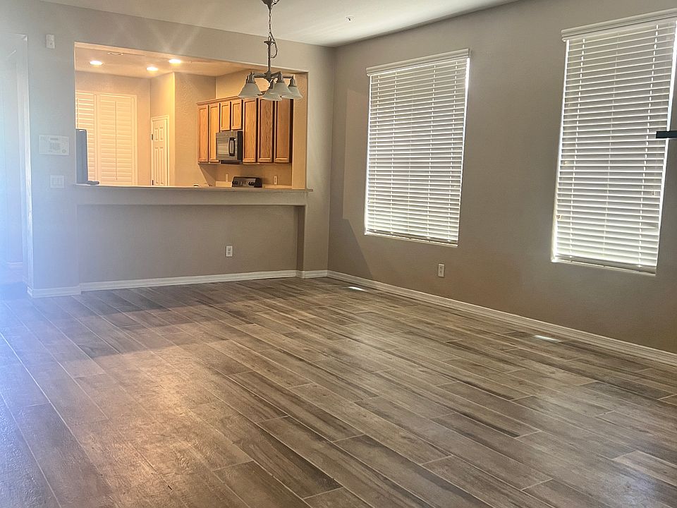 1st image of 30172 N 71st Ave