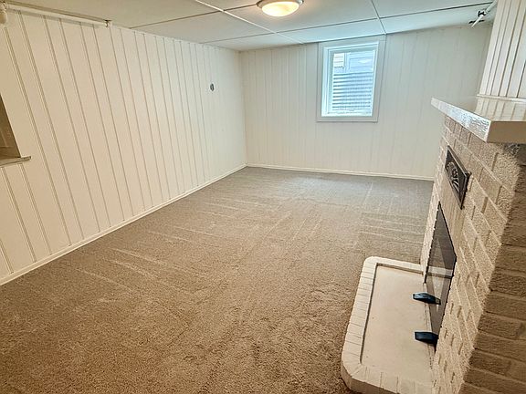 5th image of 2932 Zarthan Ave S