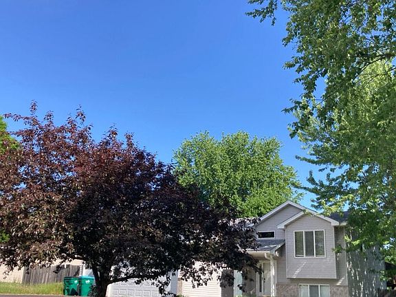 2nd image of 506 Birch St