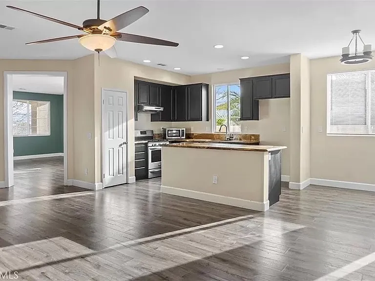 3954 Woburn Ct — Photo 28