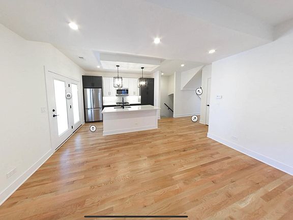 2nd image of 1614 W Belle Plaine Ave #3
