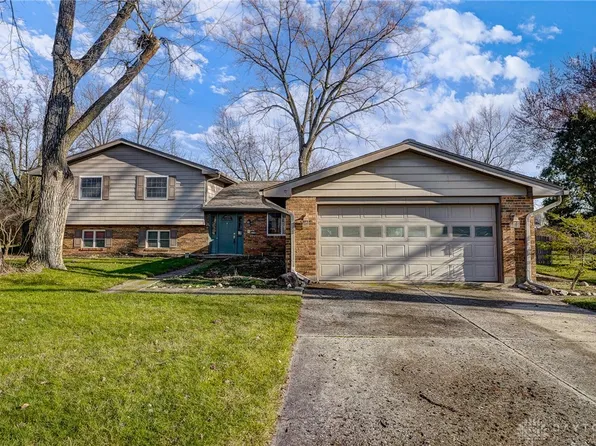 2130 Crystal Marie Dr, Dayton, OH 45431